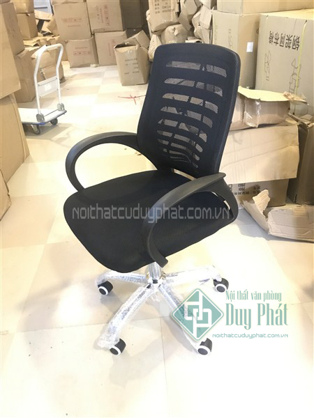Nội thất văn phòng Bắc Ninh - sản phẩm ghế chân xoay lưng lưới hiện đại, cao cấp dành cho văn phòng công sở
